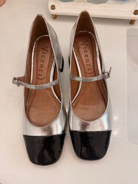 Vicenza Silver and Black Mary Jane Heels